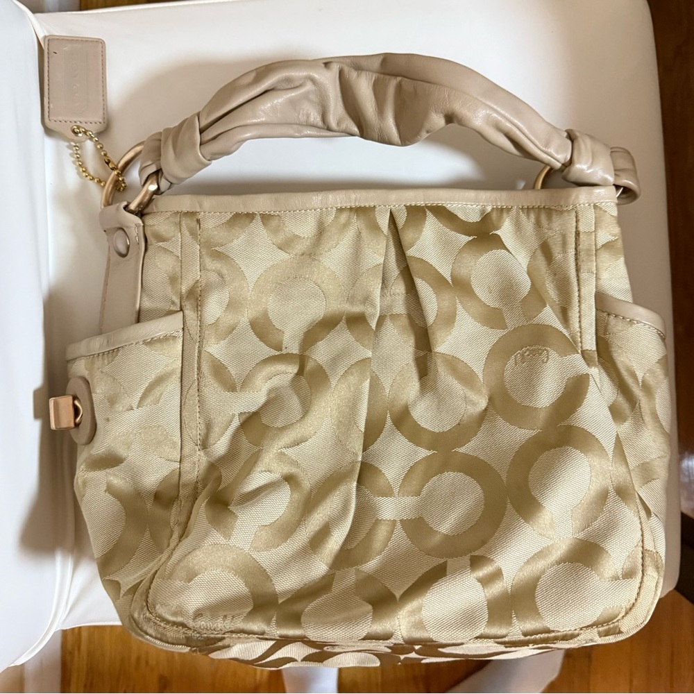Coach bag great condition - Picture 7 of 10